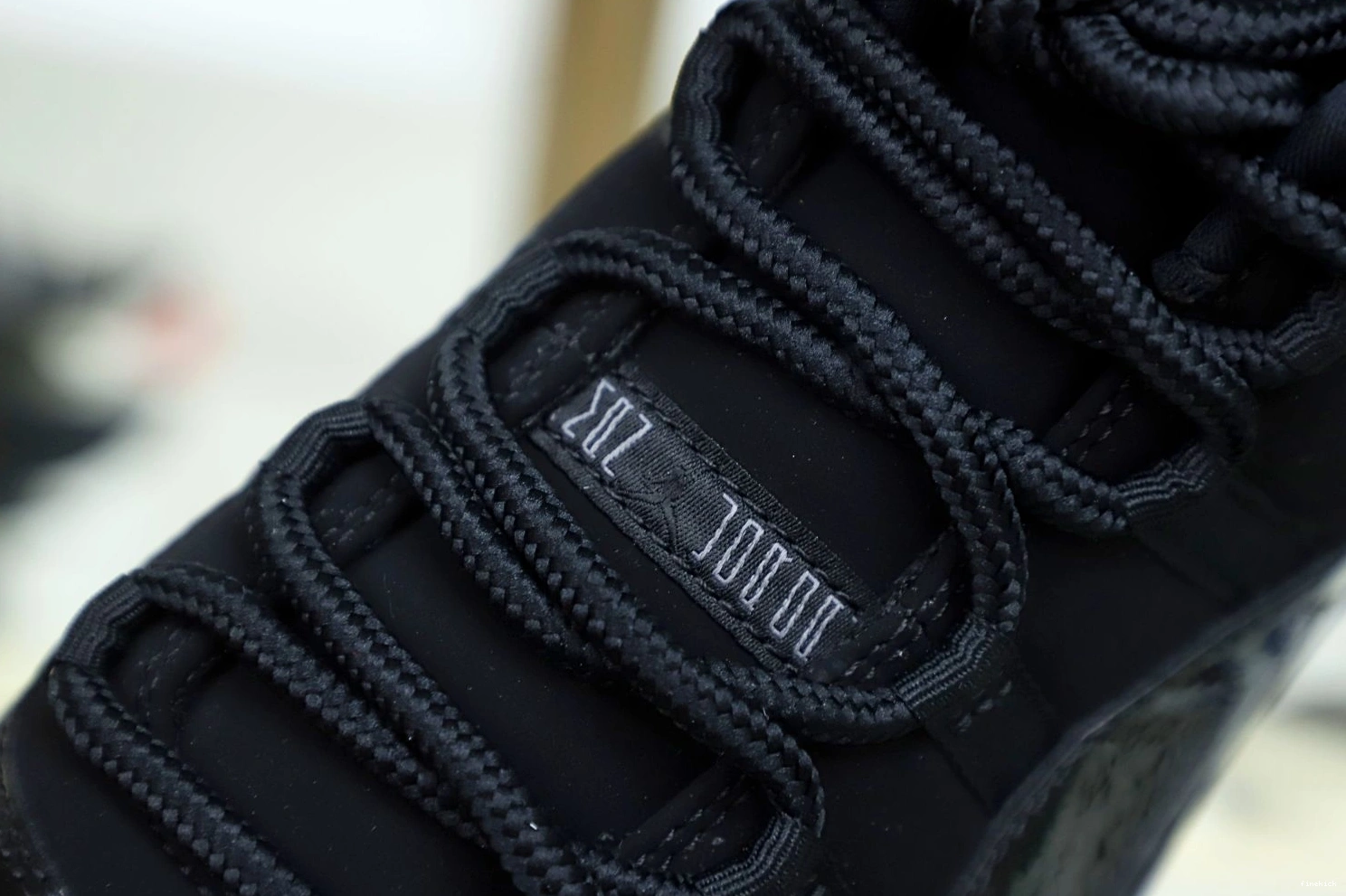 AIR 11 GOWN' AND RETRO 'CAP JORDAN 0921